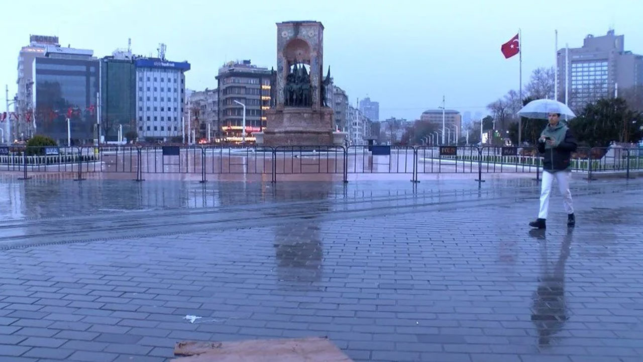 Meteoroloji uyarmıştı! İstanbul'da sağanak yağış