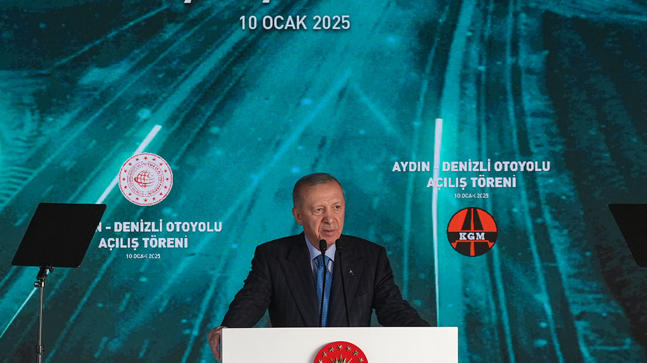 Aydın-Denizli otoyolu açıldı: 7.4 milyar tasarruf!