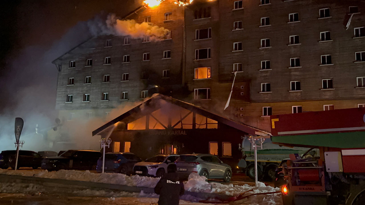 Bolu'da otel yangını: Çok sayıda ölü ve yaralı var