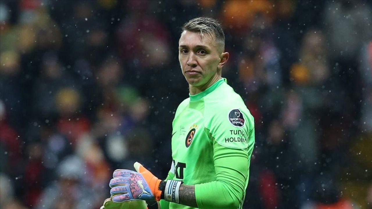 Fernando Muslera'dan veda gibi açıklama