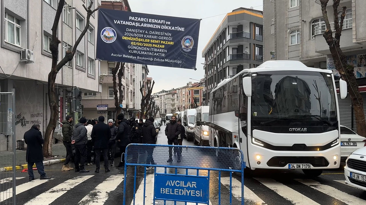 Avcılar'da pazarcı krizi! 50 yıllık semt pazarı kapatıldı, protesto eden esnafa yürüyüş izni çıkmadı