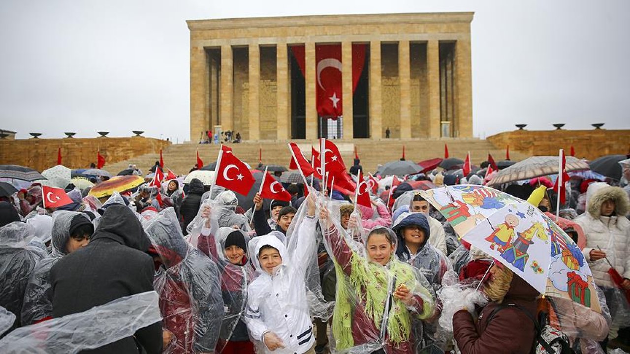 23 Nisan 2025 okullar tatil mi? 23 Nisan Ulusal Egemenlik ve Çocuk Bayramı’nda okullar yarım gün mü tatil?