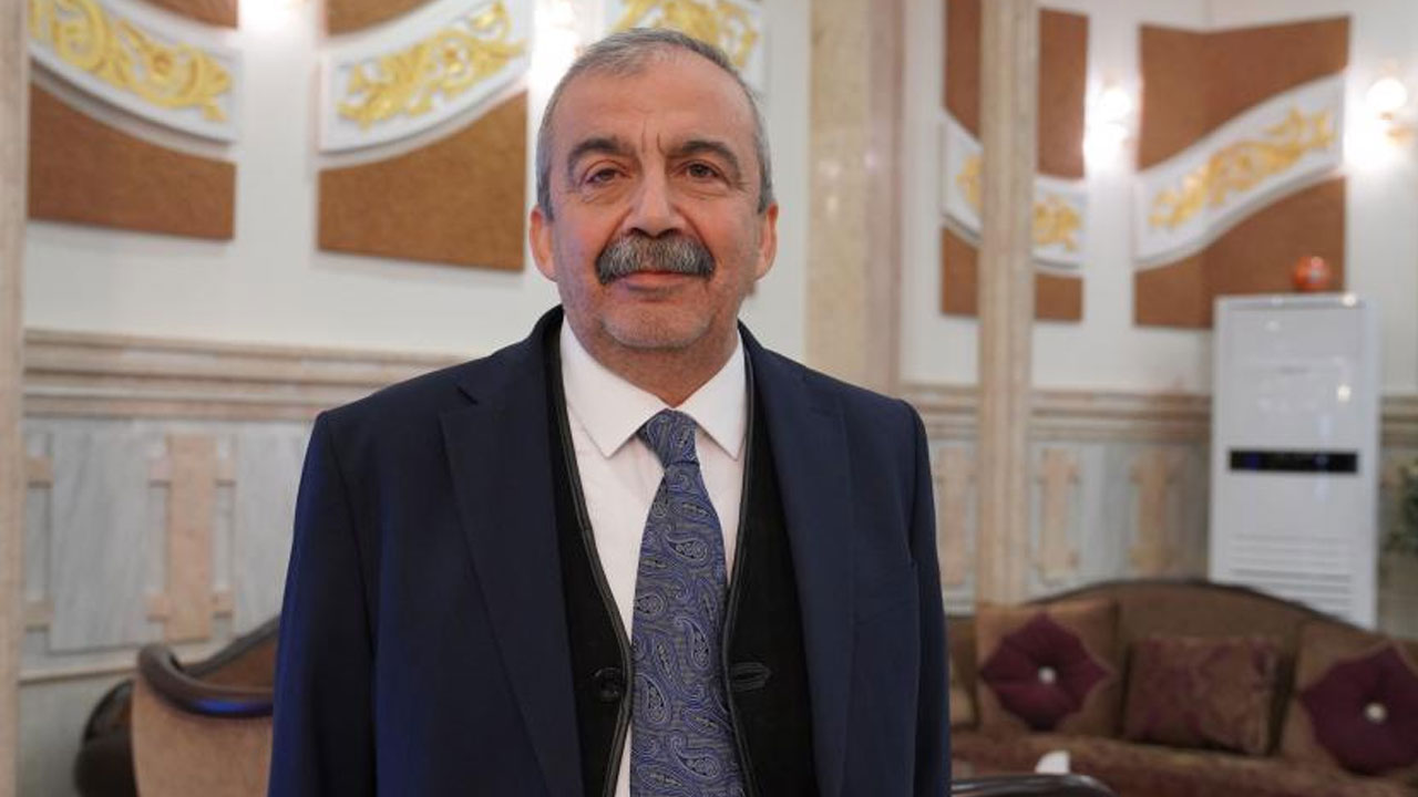 Siyasilerden Sırrı Süreyya Önder'e 'geçmiş olsun' mesajları