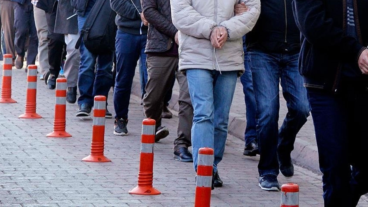 İçişleri Bakanı Yerlikaya açıkladı: 723 düzensiz göçmen yakalandı
