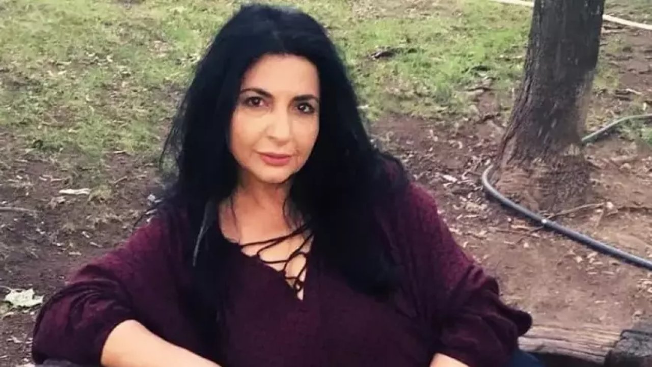 Usta tiyatrocu Leyla Okay hayatını kaybetti