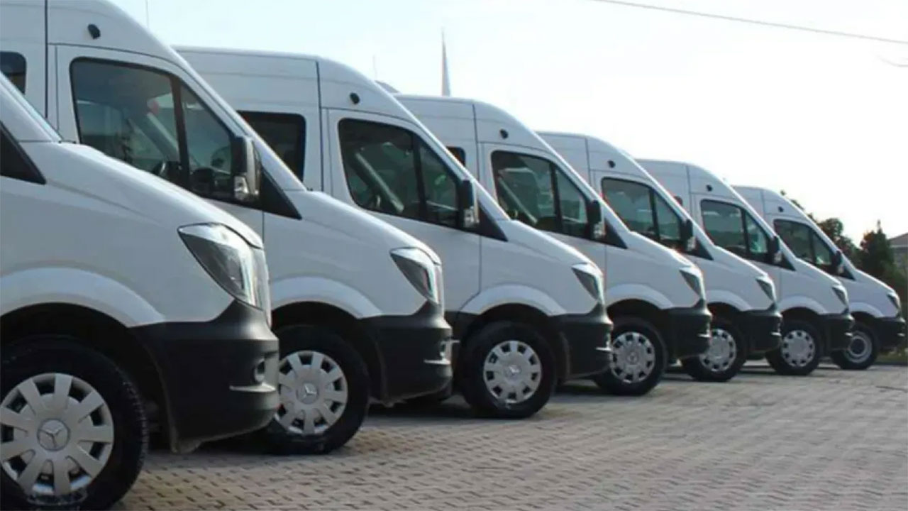 Servis araçları için yeni düzenleme: Yönetmelik değişti, servis araçlarının yaş sınırı yeniden belirlendi