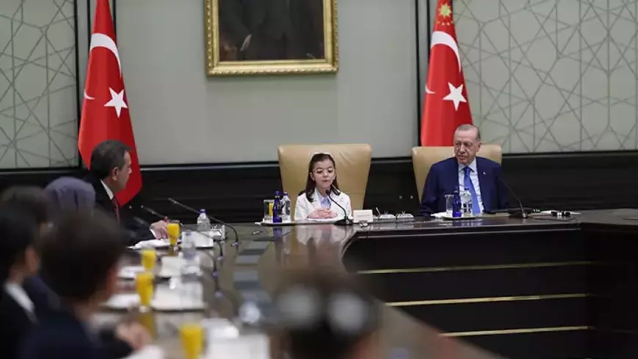 Cumhurbaşkanı Erdoğan: Sizlere daha müreffeh bir ülke teslim etmek için koşturduk