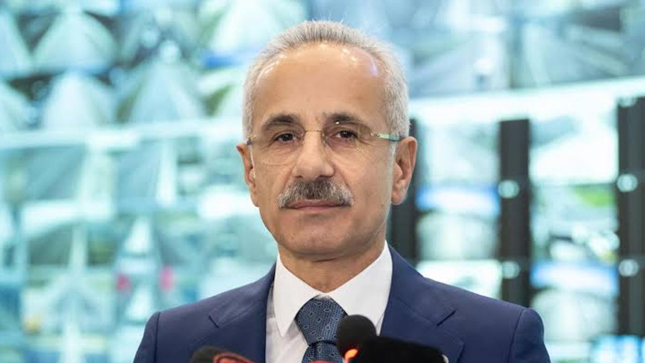 Bakan Uraloğlu'ndan GSM operatörleri açıklaması: Aramaların yüzde 75'i karşılandı
