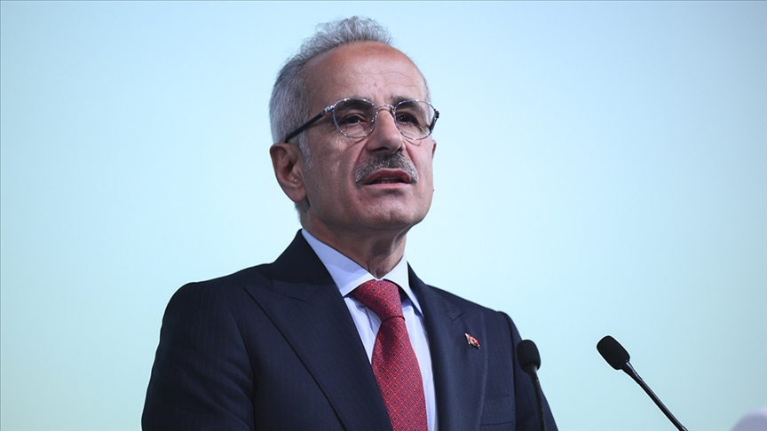 Bakan Uraloğlu açıkladı! Cep telefonları neden kesildi?