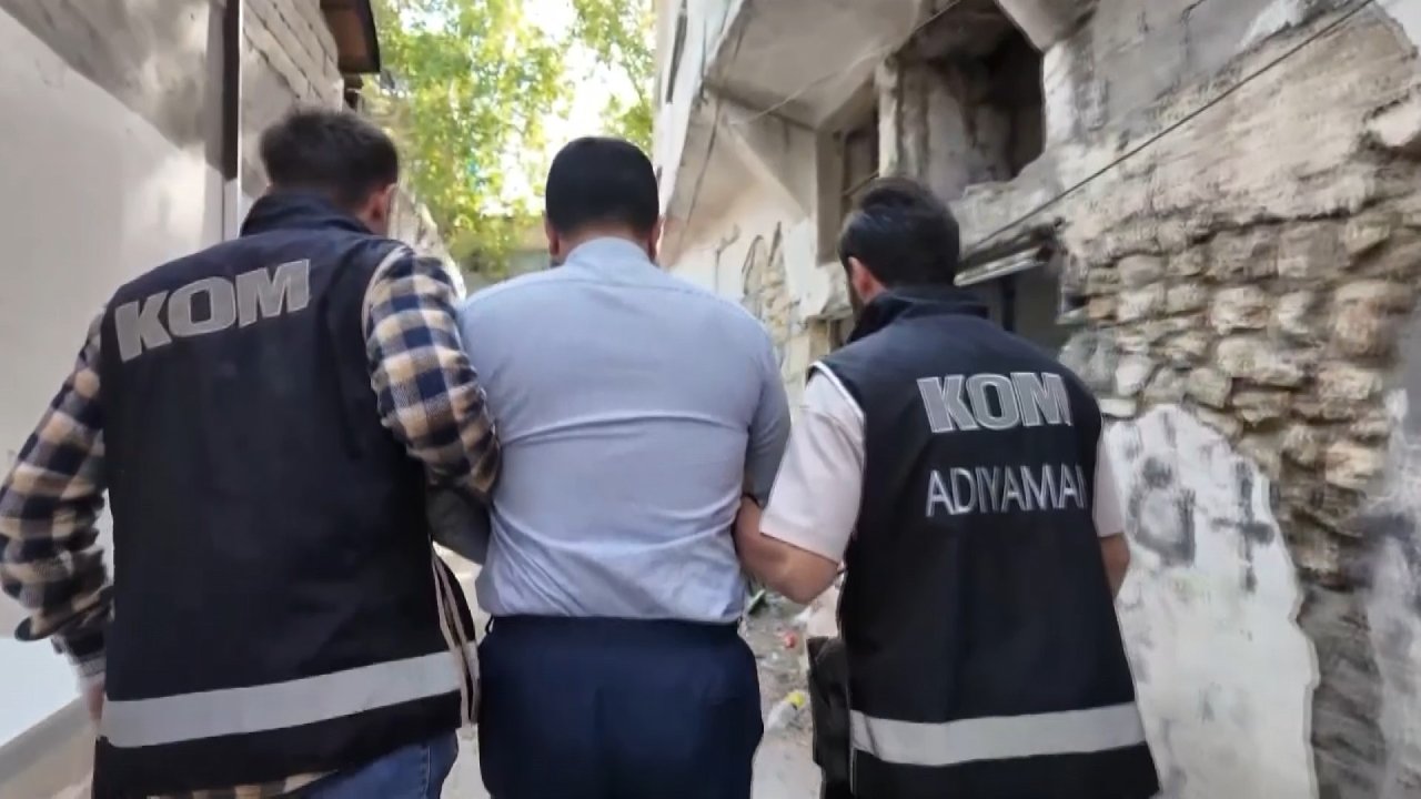 Cin çıkarma, büyü bozma vaatleri saymakla bitmedi! Milyonlarca para hesabından çıktı