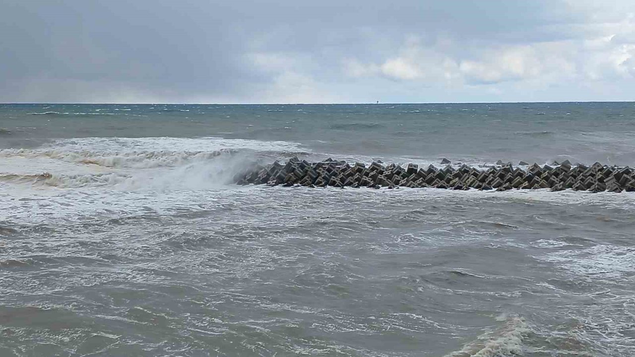 Karadeniz'de fırtına uyarısı