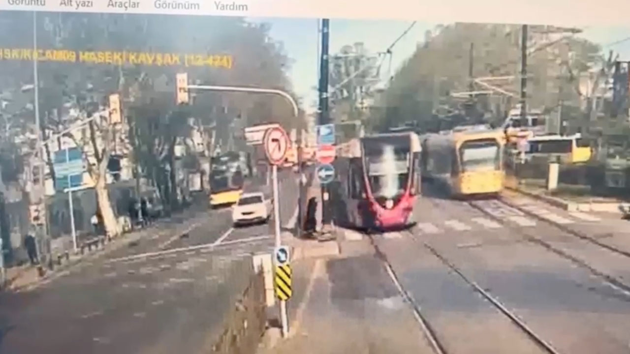 Fatih'te tramvayın çarptığı kadından acı haber geldi: Yaşama tutunamadı