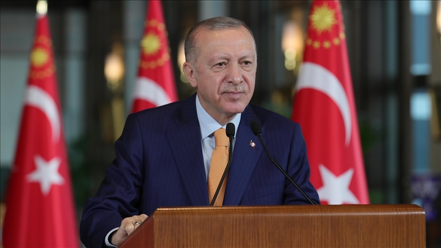 Cumhurbaşkanı Erdoğan, İtalya'dan yurda döndü