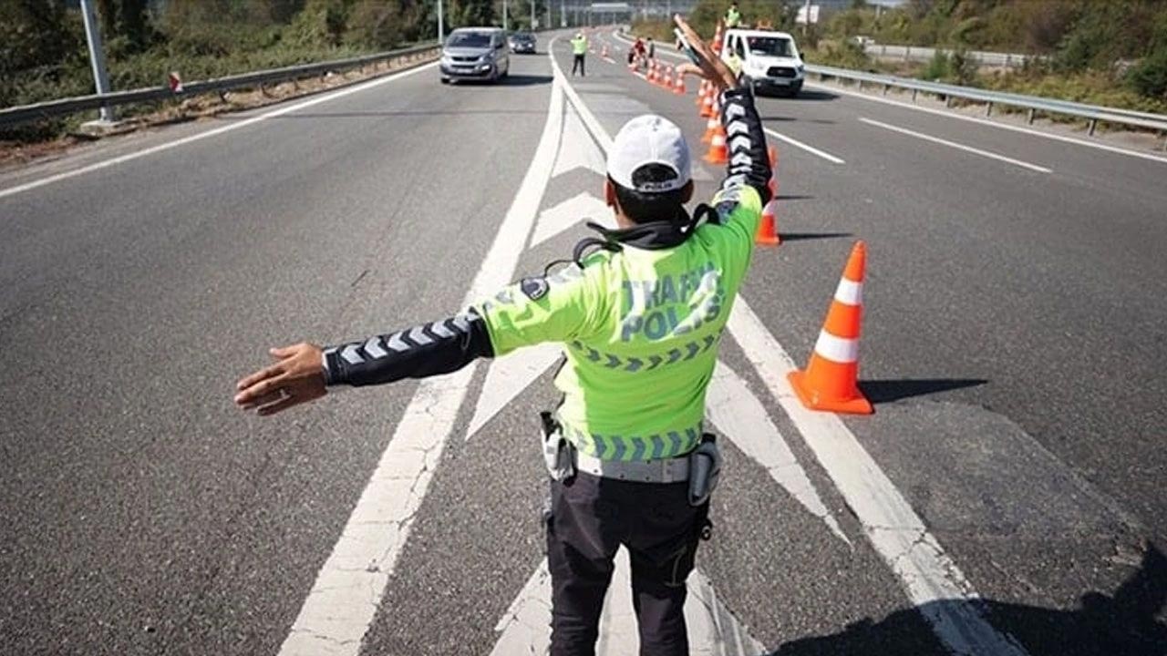 İSTANBUL'DA KAPATILAN METRO, METROBÜS VE YOLLARIN TAM LİSTESİ: 1 Mayıs'ta hangi yollar kapandı? İşte tam liste