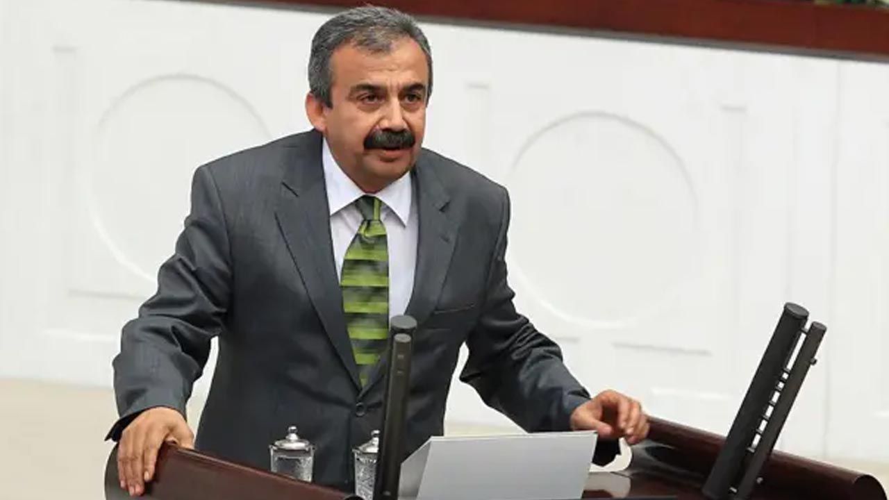 Siyasilerden Sırrı Süreyya Önder için başsağlığı mesajları