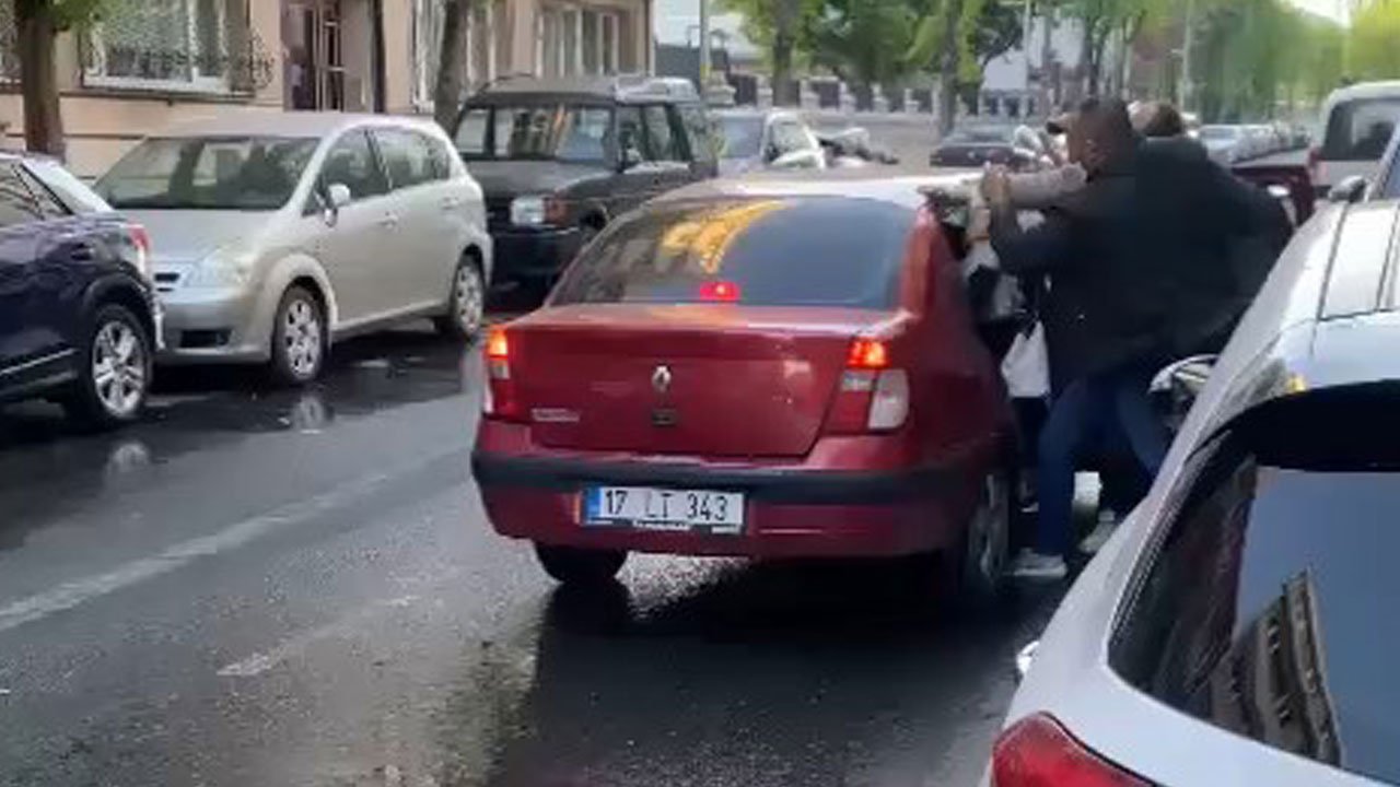 İstanbul'un göbeğinde cinayet! Kaçırmaya çalıştığı eski eşini öldürdü: Ünlü oyuncu Nur Sürer Ekol TV'ye konuştu