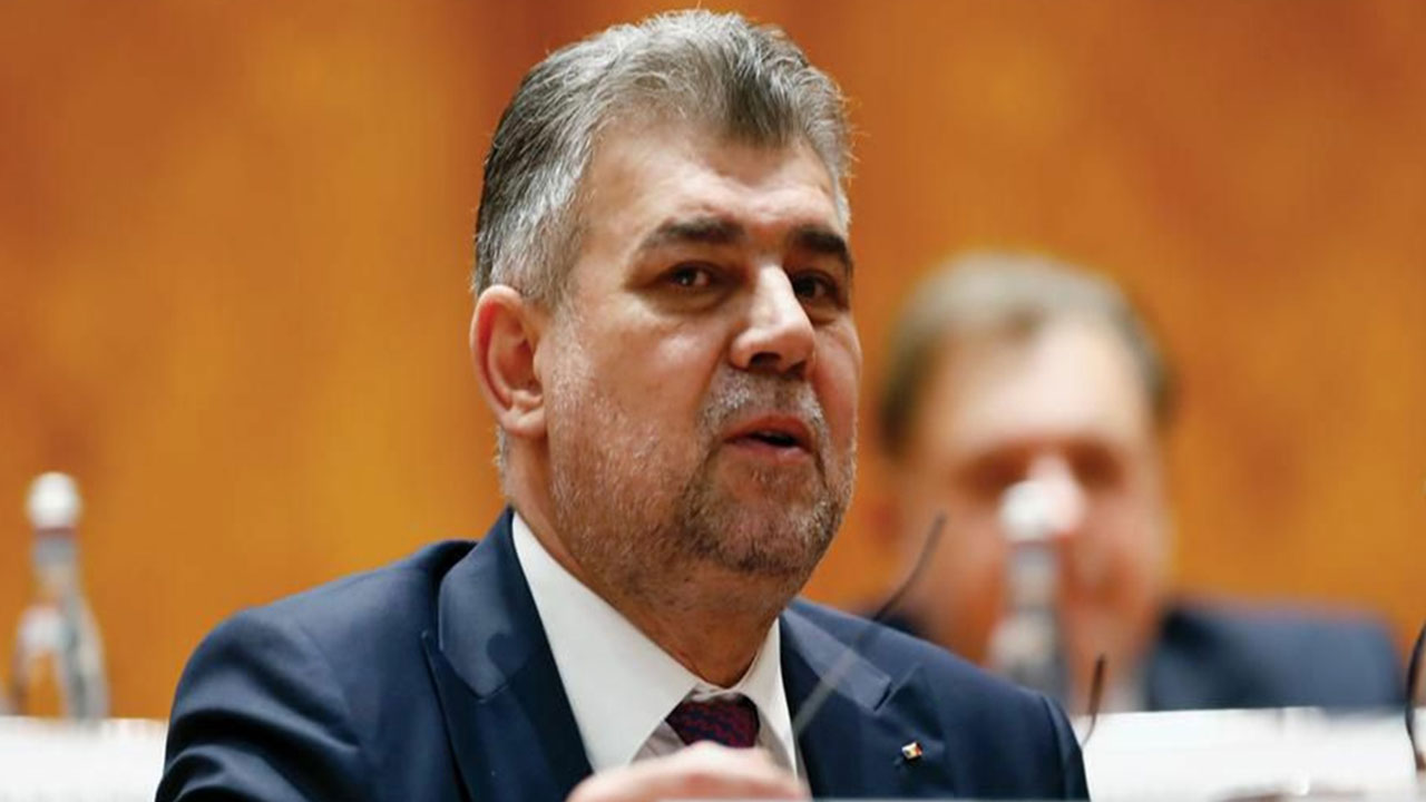 Seçimlerin ilk turu sonrası görevinden istifa etti