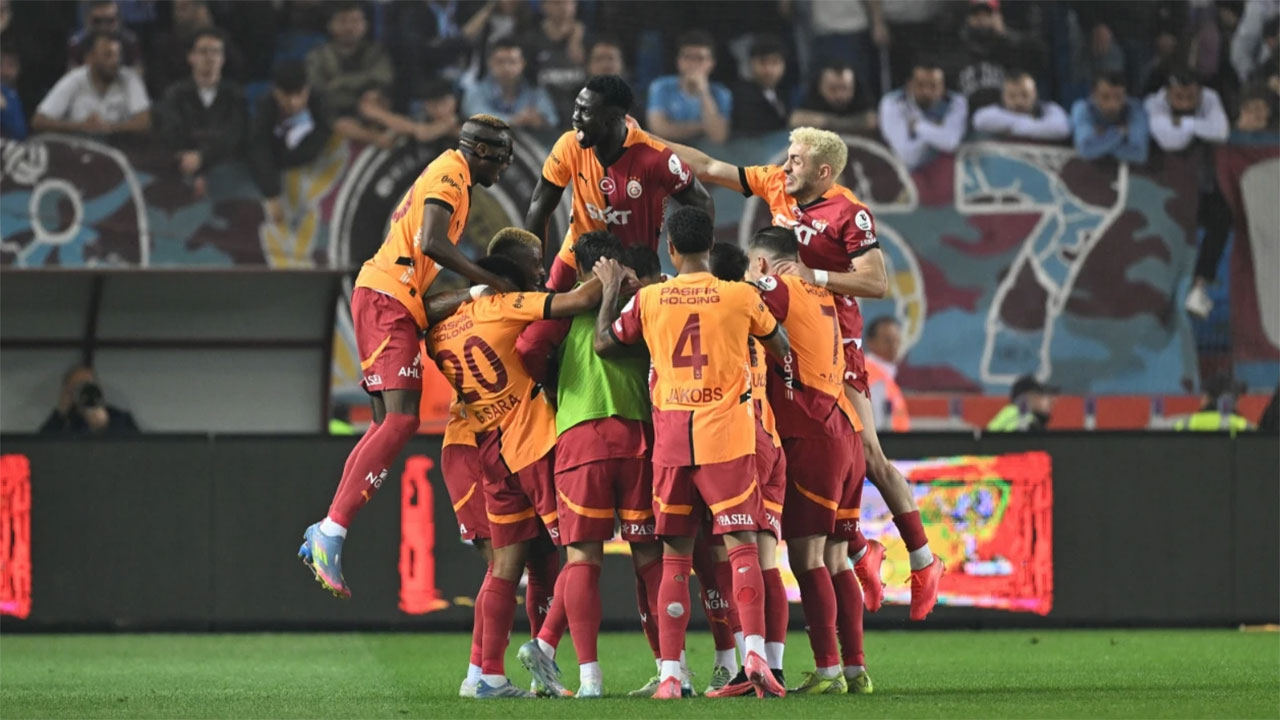 5. yıldızı formasına takmaya hazırlanan Galatasaray'da 2025-26 sezonunun kombineleri tükendi
