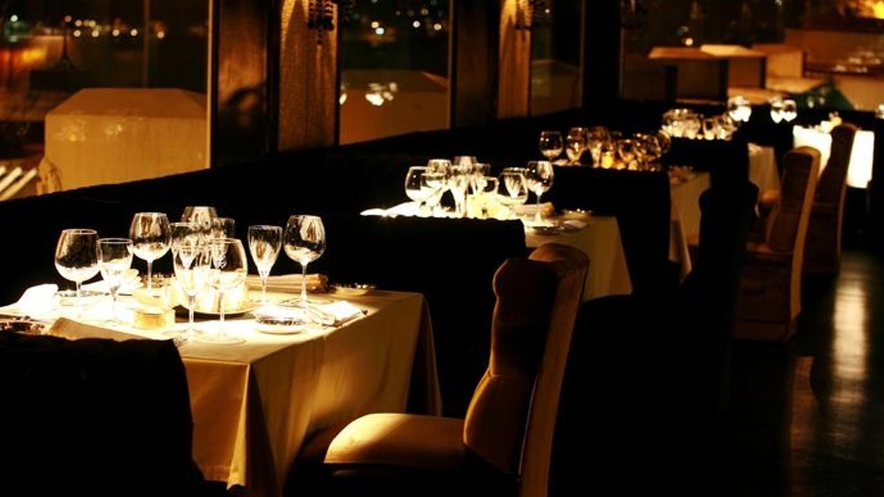 İstanbul'da gece hayatında yeni dönem: Ceketin yoksa içeri giremezsin!