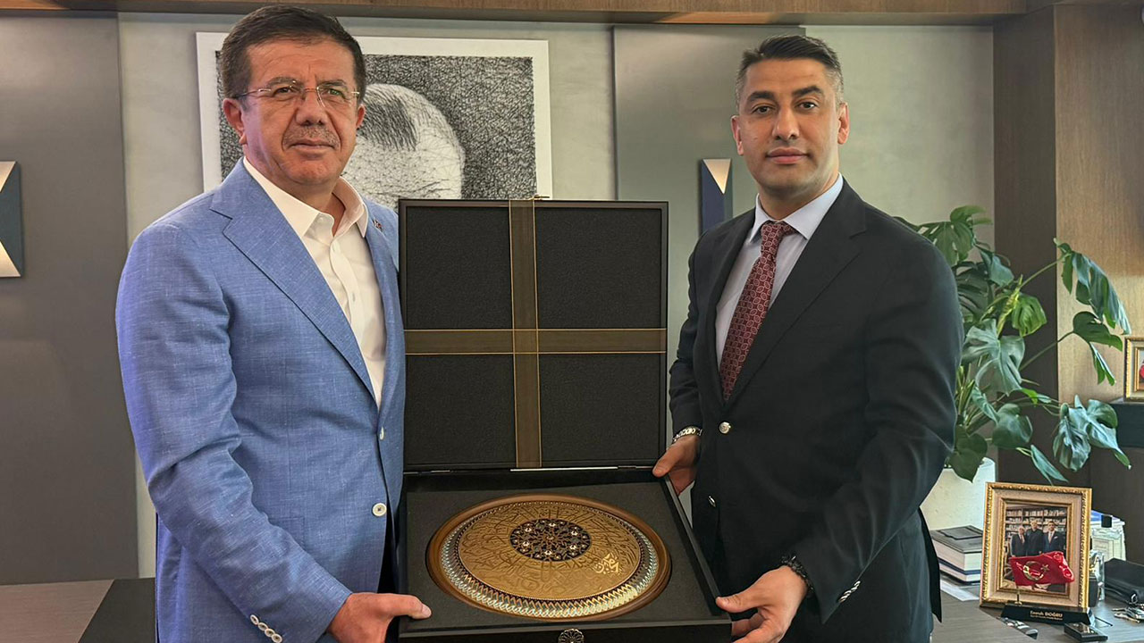 Ekol TV'yi ziyaret eden Nihat Zeybekçi'den enflasyon ve terörsüz Türkiye mesajı