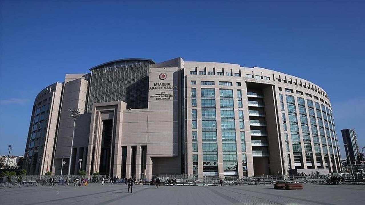 İstanbul merkezli FETÖ operasyonu: 9 emniyet personeline soruşturma açıldı 3 kişi için tutuklama talebi