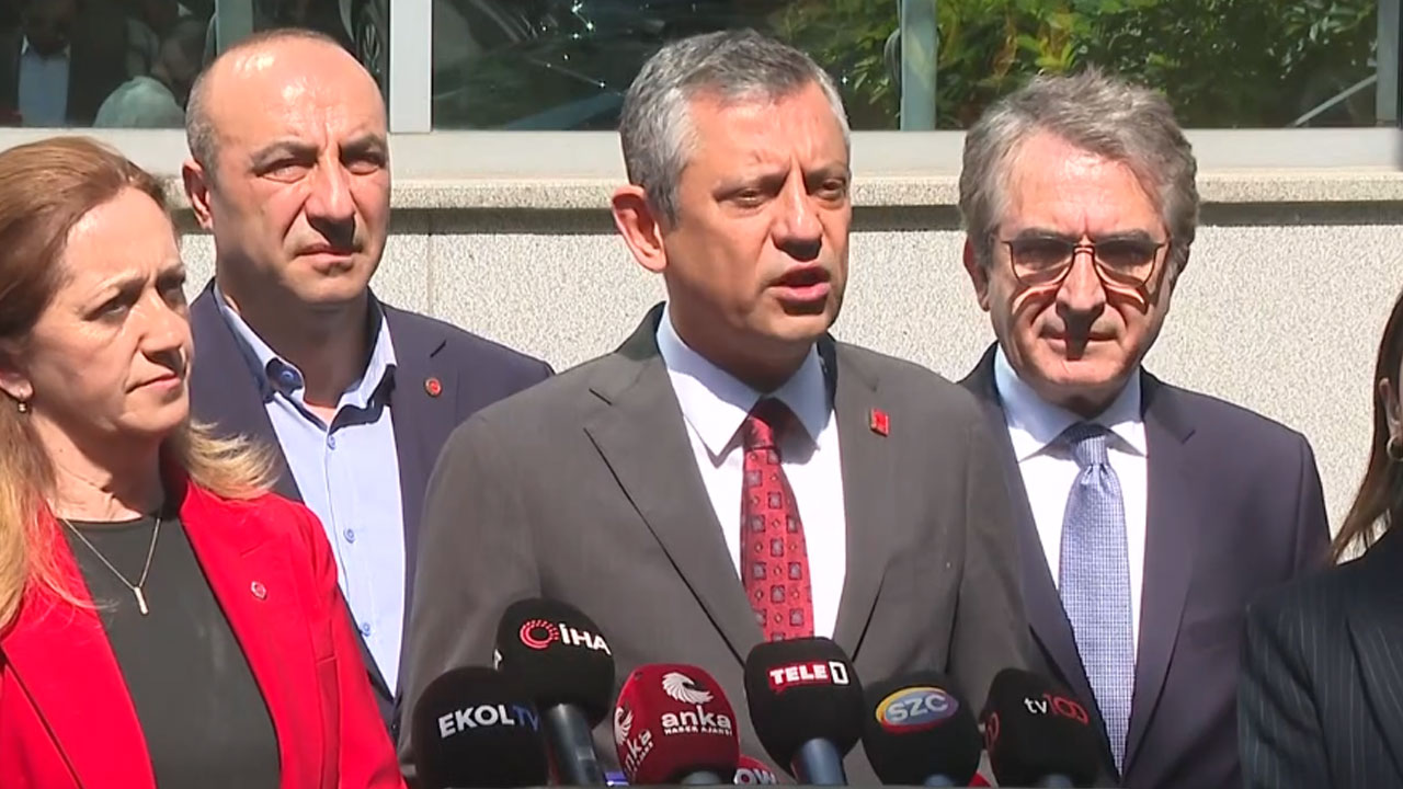 CHP lideri Özel: Asgari ücret 3 ayda 3 bin TL eridi!