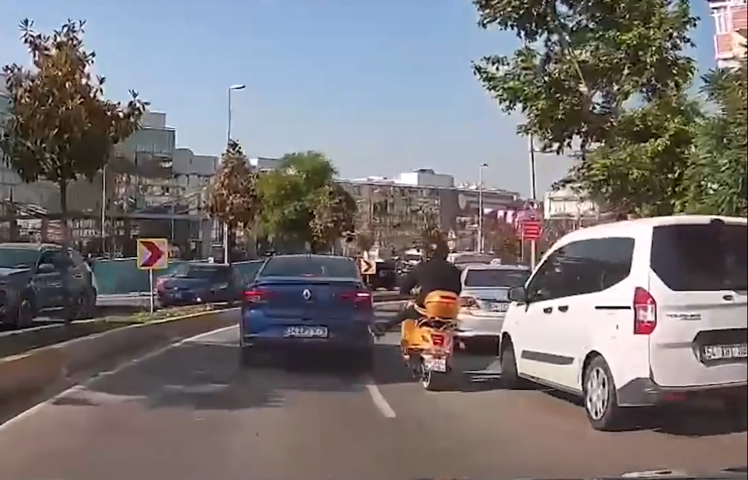 İstanbul'da trafik canavarına polis müdahalesi: Olay sosyal medyada gündem oldu