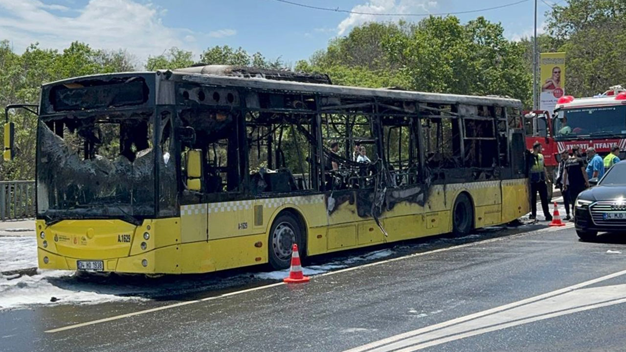 Sarıyer'de panik anları: İETT otobüsü alev alev yandı!