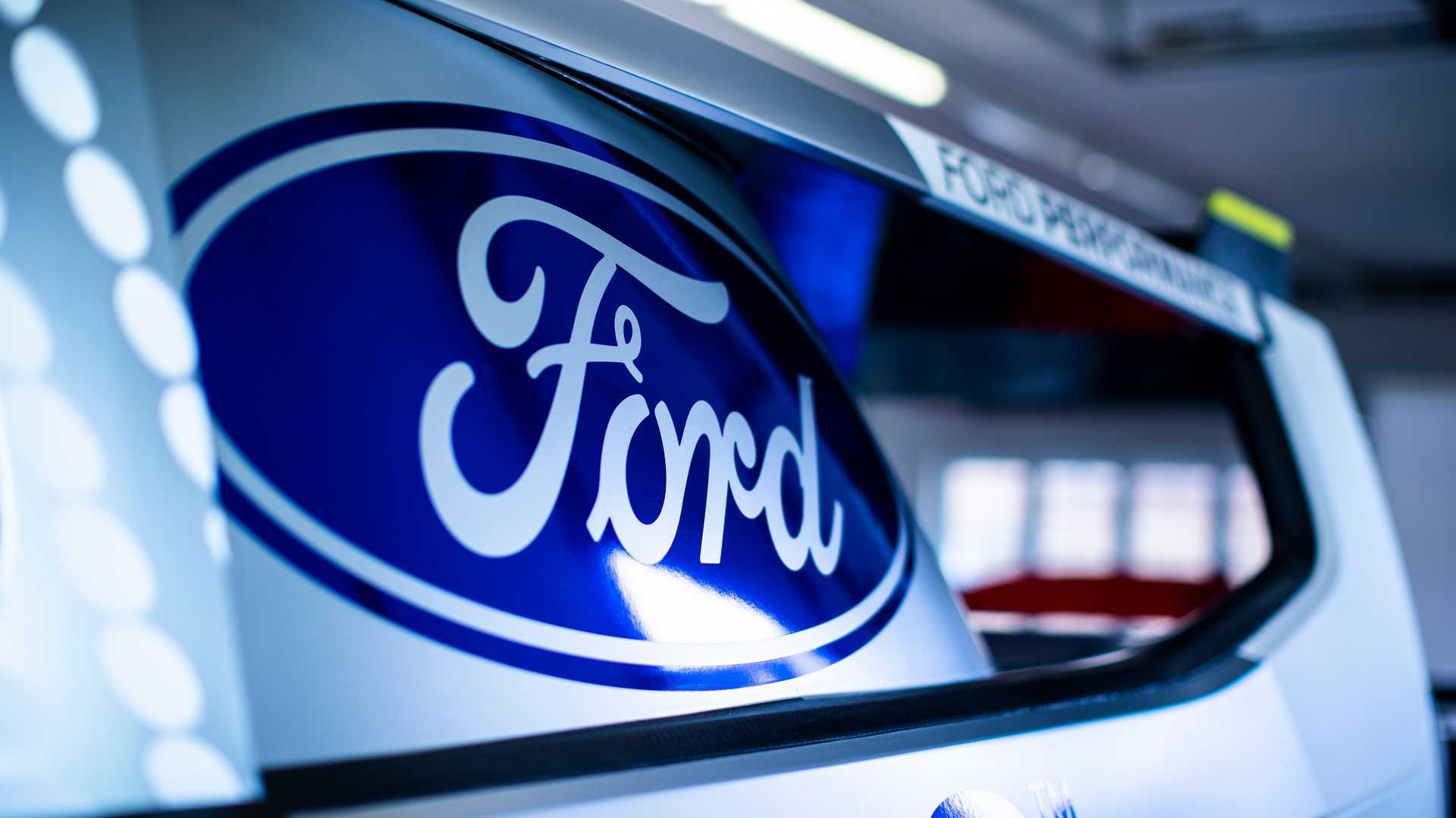 FORD ARAÇLARINI GERİ ÇAĞIRIYOR: Kaza riski o araçlarda git gide artıyor!