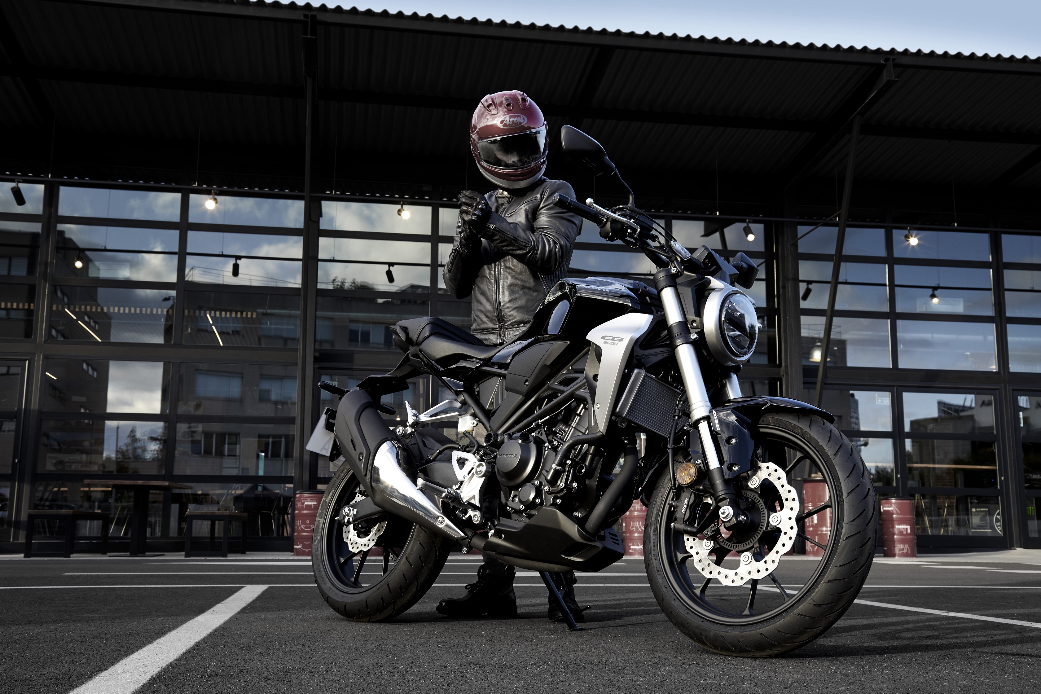 HONDA MOTOSİKLETLERE HAZİRAN AYI GÜNCELLEMESİ GELDİ: Honda Dio, Forza, ADV 350, PCX ne kadar?