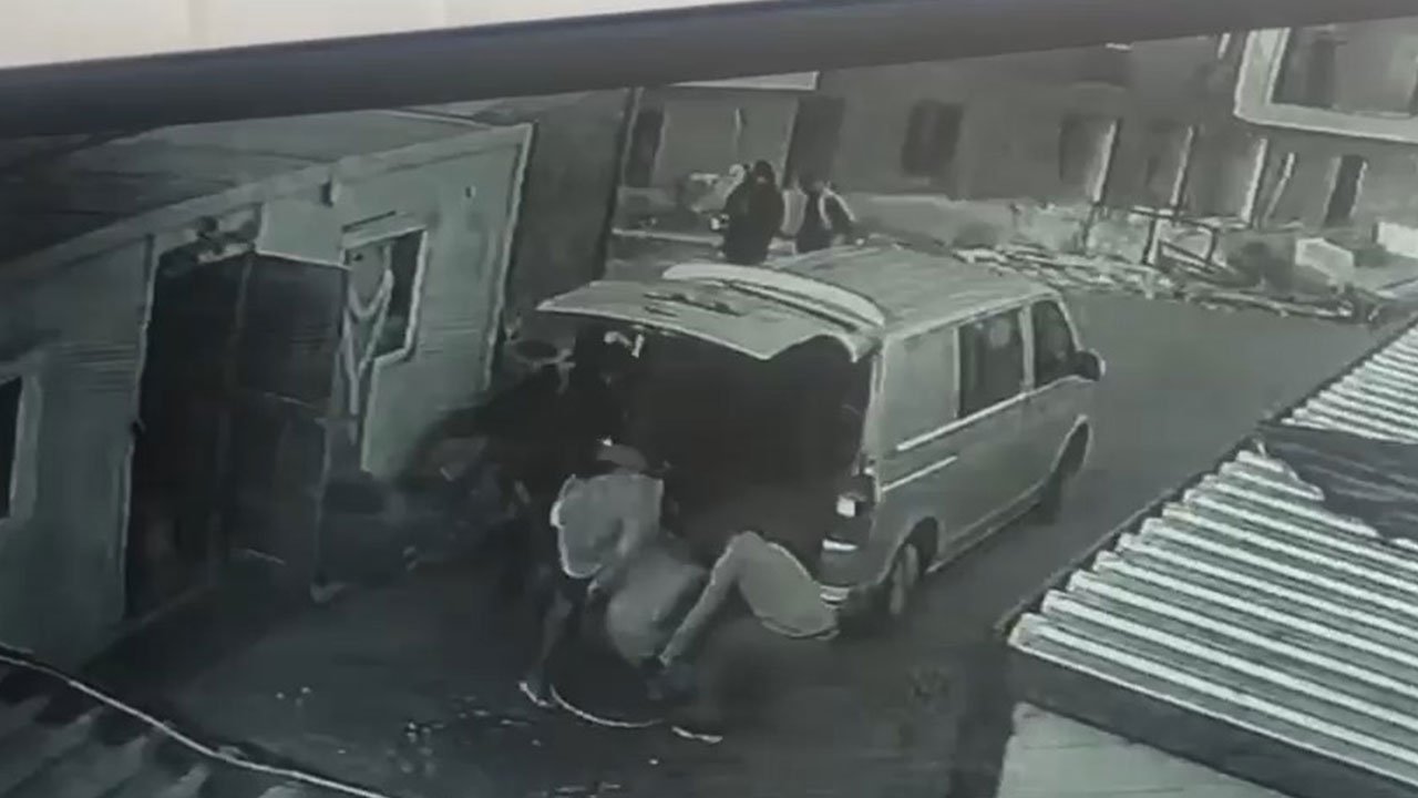Bayramı fırsat bildiler! 2 milyonluk kablo vurgunu yaptılar