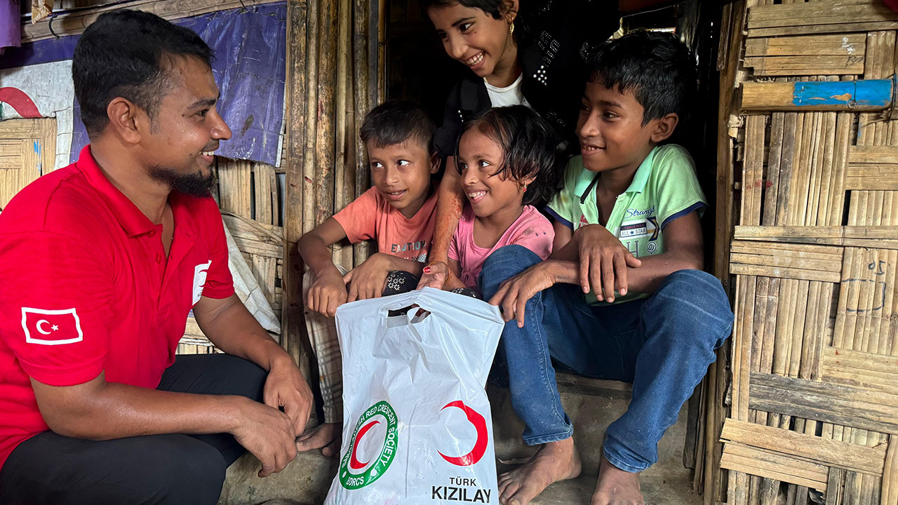 Türk Kızılay 23 ülkede 168 bin hisse kurban kesimi gerçekleştirdi