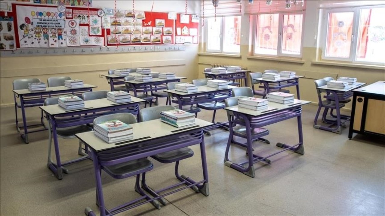 Resmen bir TOGG fiyatına özel okul ücreti! Veliler isyan etti, özel lise ücretlerine rekor zam yapıldı