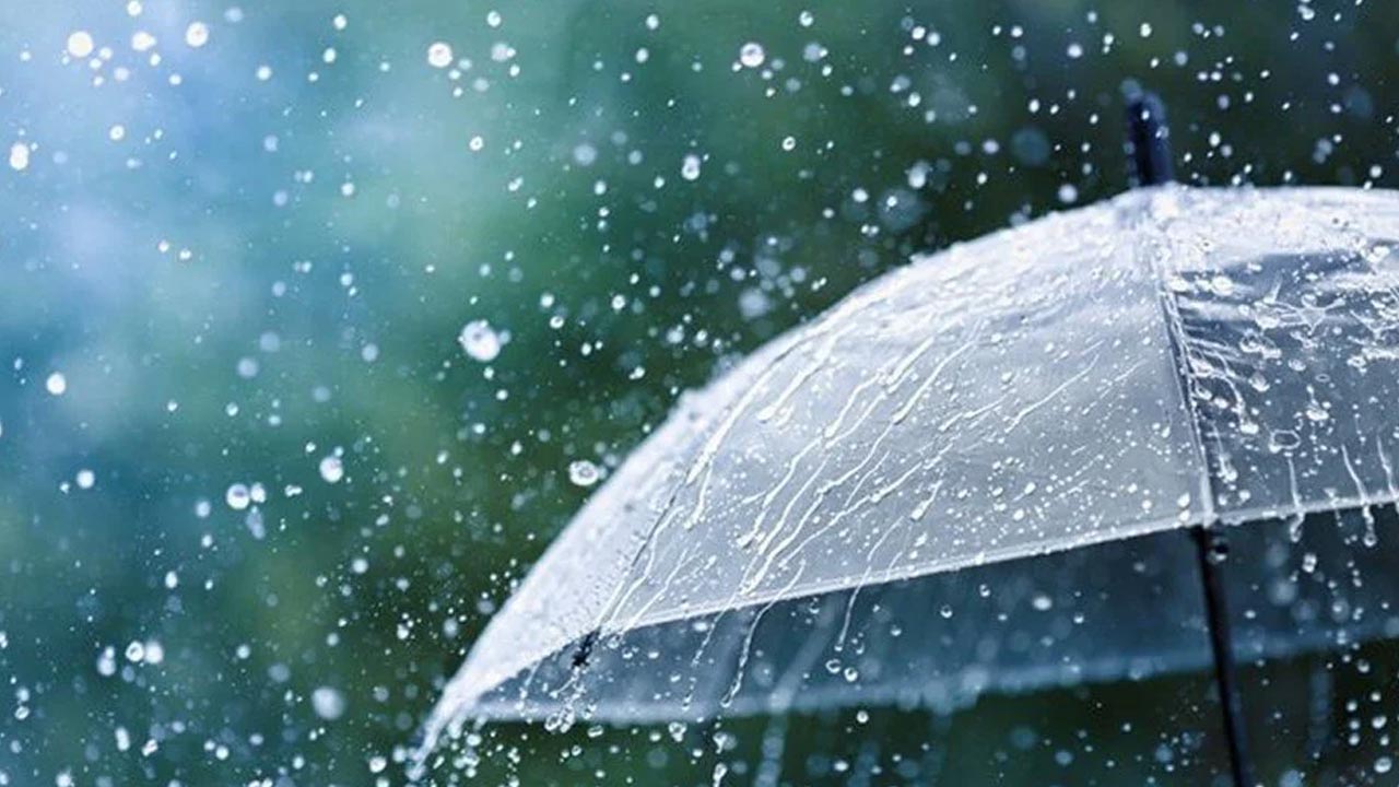 BUGÜN SAĞANAK YAĞIŞ GELİYOR: Şemsiyesiz dışarı çıkmayın!