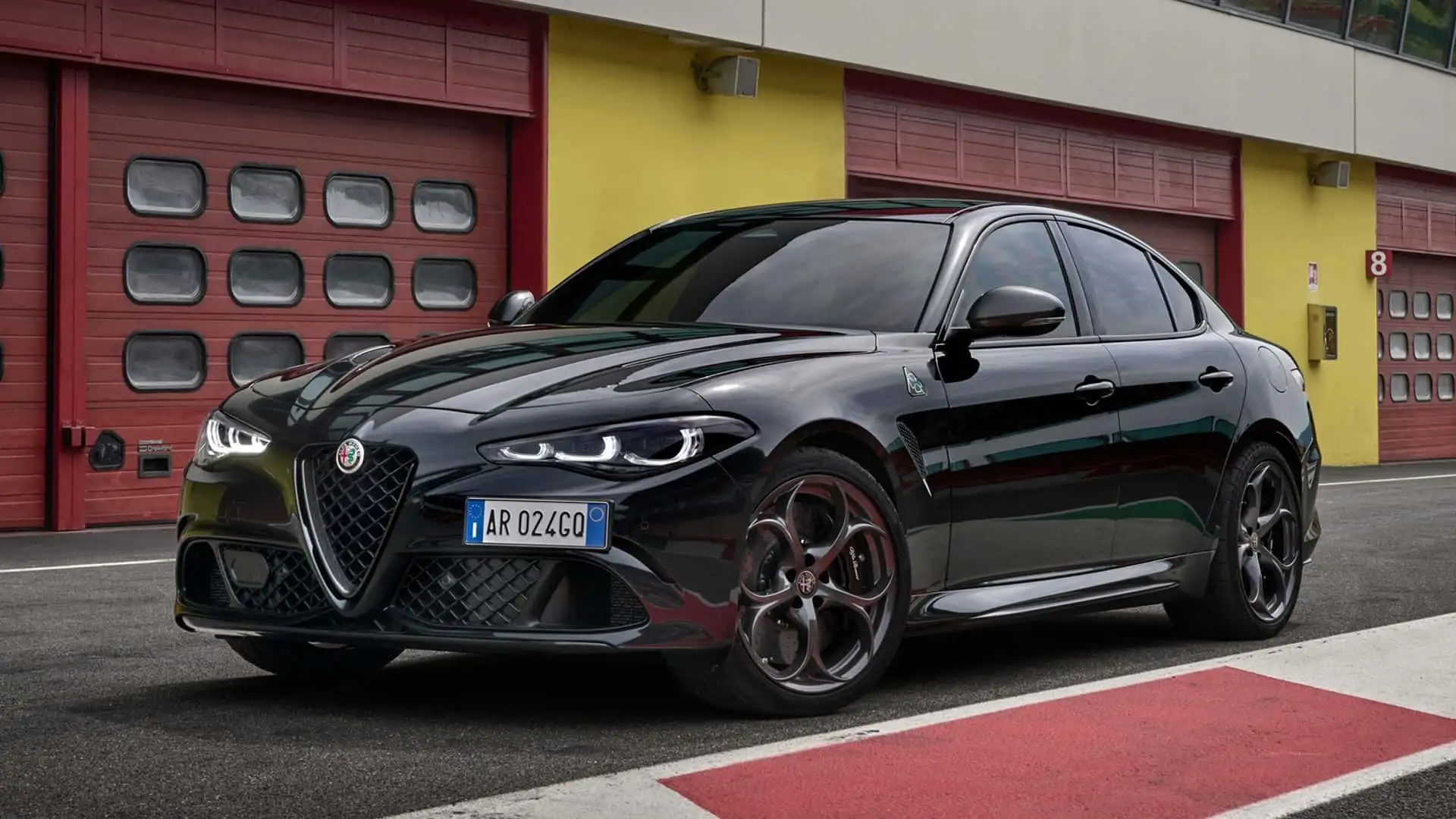 ALFA ROMEO HAZİRAN AYI FİYAT LİSTESİ GÜNCELLENDİ: Alfa Romeo Elettrica, Ibrida, Tonale ve Giulia ne kadar?