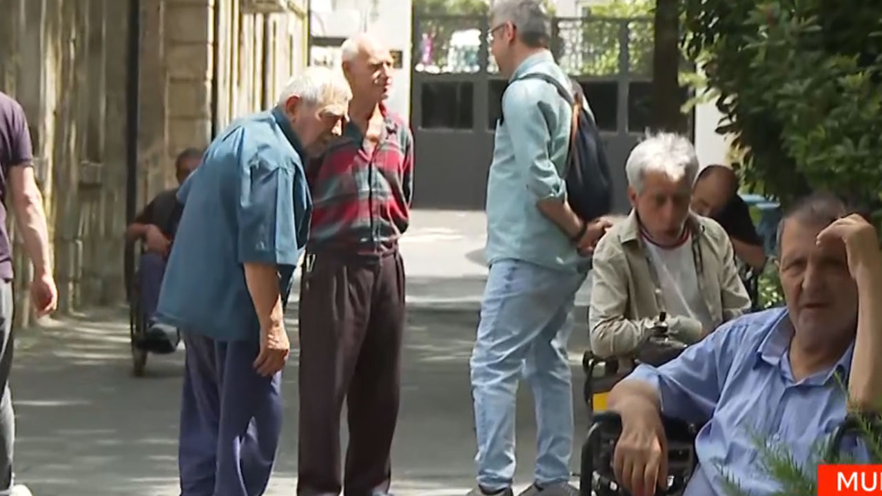 Darülaceze’de duygulandıran Babalar Günü: Umutla çocuklarını bekliyorlar