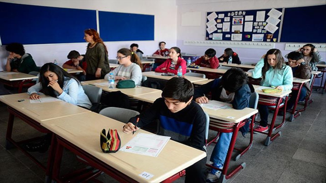 300-400-500 PUANLA ALIM YAPAN LİSELER: 2025 LGS taban puanları açıklandı mı?