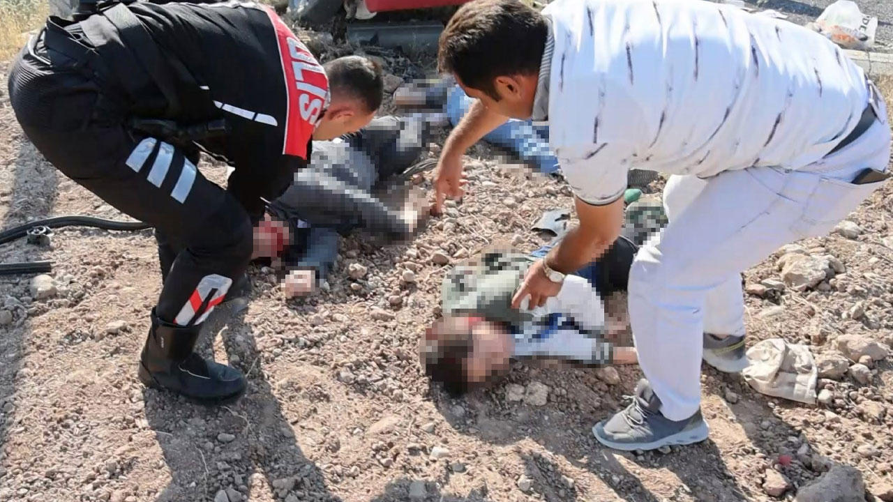 Aksaray’da korkunç kaza! Üniversite sınavına giden öğrencileri taşıyordu: Ölü ve yaralılar var