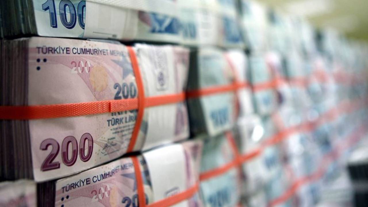 BANKALARIN MEVDUAT FAİZİ ORANLARI YÜKSELİŞE GEÇTİ: 1 milyon TL'nin aylık getirisi dudak uçuklattı!