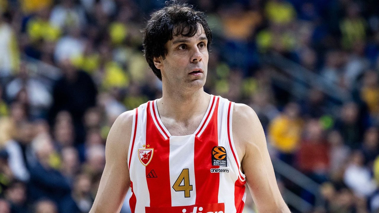 Bir devir sona erdi: Milos Teodosic basketbolu bıraktı