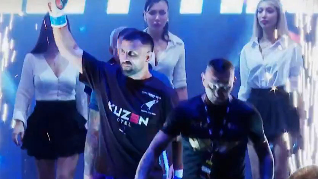 İstanbul'da adrenalin dolu gece: Kazanana ödülünü ünlü oyuncu Şafak Sezer verdi