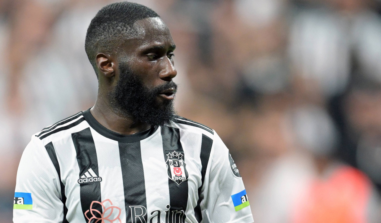 Beşiktaş Arthur Masuaku ile yolları ayırdı!