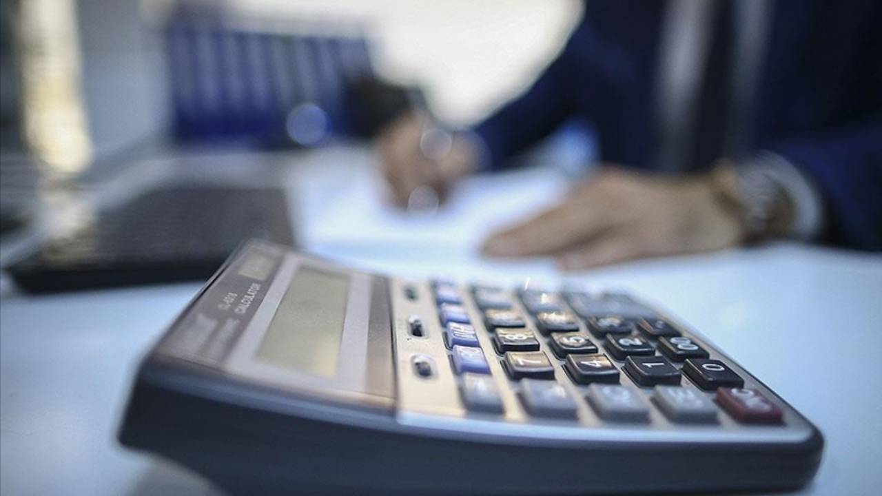 SGK giriş tarihinize göre 10, 12 ve 15 yılda erken emeklilik fırsatı! Prim-yaş ve gün tablosu yayında!