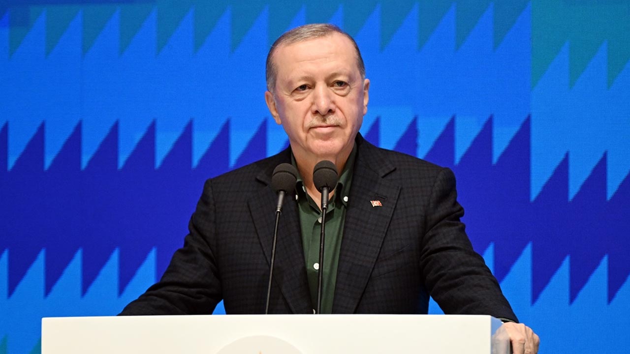 Cumhurbaşkanı Erdoğan'dan önemli açıklamalar: AK Parti, MHP ve DEM bu yolda yürüyeceğiz