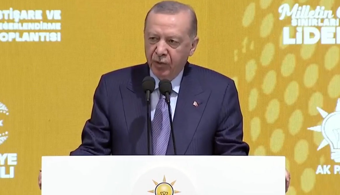Erdoğan'dan 'Terörsüz Türkiye' süreci açıklaması: Biz üç parti olarak sonuna kadar götüreceğiz!