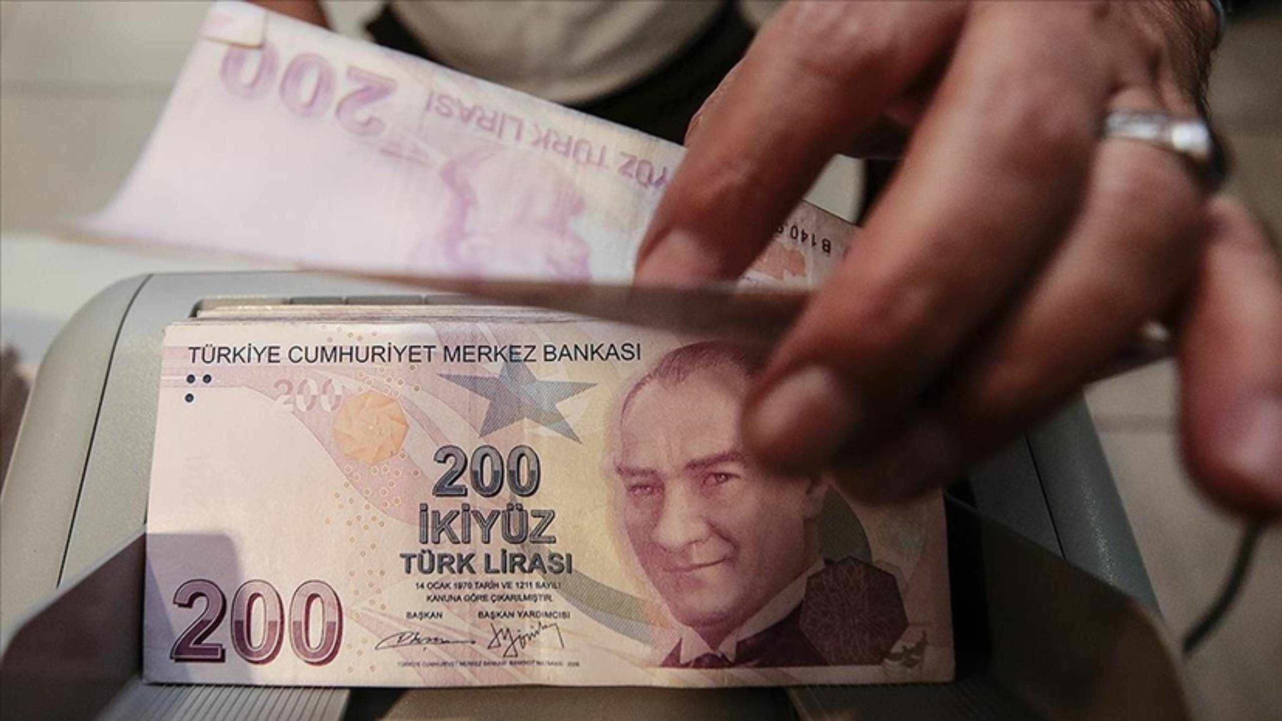 Emeklilerin beklediği gün geldi! Kim ne kadar alacak? Temmuz zamlı maaş takvimi açıklandı!