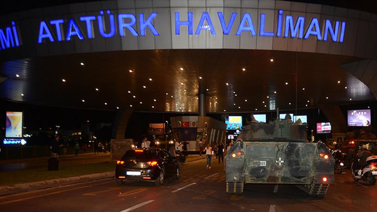 15 Temmuz’un kritik noktası: Atatürk Havalimanı’nda o gece neler yaşandı?