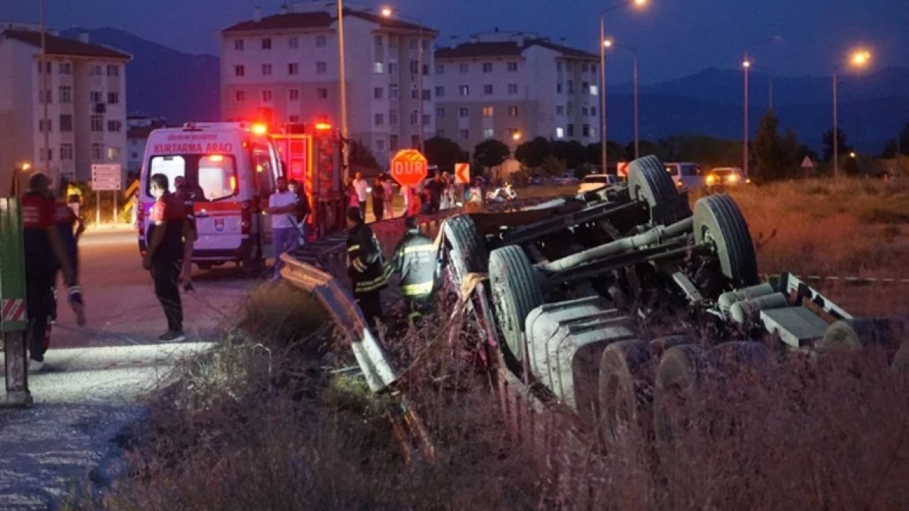 Burdur'da kamyon kazası: Şoför hayatını kaybetti!