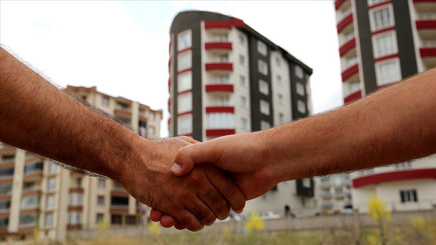 Konut kredisine zam geldi! 600 bin TL çekenin geri ödemesi dudak uçuklattı!