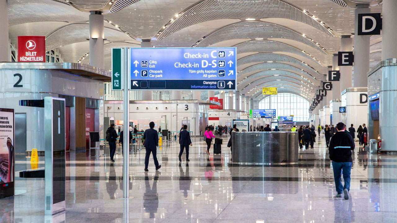 İstanbul Havalimanı yolcu rekoru kırdı: Heathrow'u geride bıraktı
